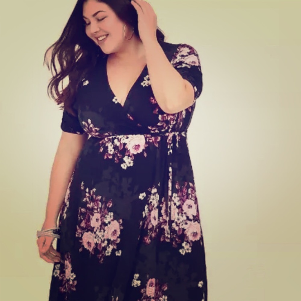 Torrid black floral studio knit wrap dress 😍